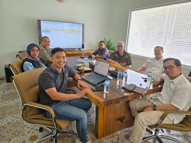 Lab Oil and Gas Jawa Timur untuk Analisis Lube Oil dan Predictive Main - laboratorium PT DnD Java Indonesia